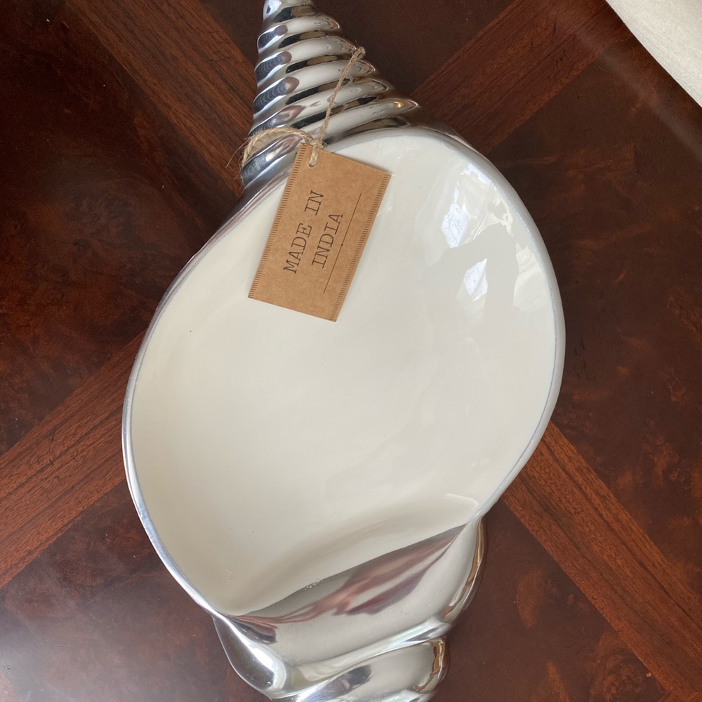 Shell dish